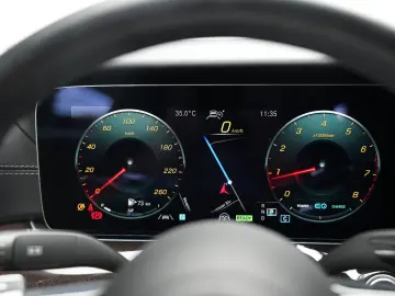 MERCEDES-BENZ E 450 Cabrio AMG BURMESTER HUD AMBIENT…