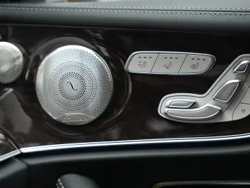 MERCEDES-BENZ E 450 Cabrio AMG BURMESTER HUD AMBIENT…