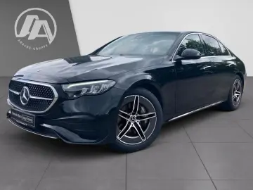 MERCEDES-BENZ E 220 d AMG Distr. LED Navi Kam SHZ Le…