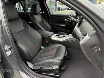 BMW 320d xD M Sport 19  ACC HuD h k  StHzg