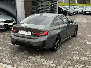 BMW 320d xD M Sport 19  ACC HuD h k  StHzg