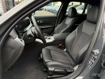 BMW 320d xD M Sport 19  ACC HuD h k  StHzg