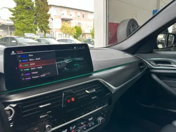 BMW 540d xDr. M-SPORT LC.PRO ACC LASER GLASDACH KAME