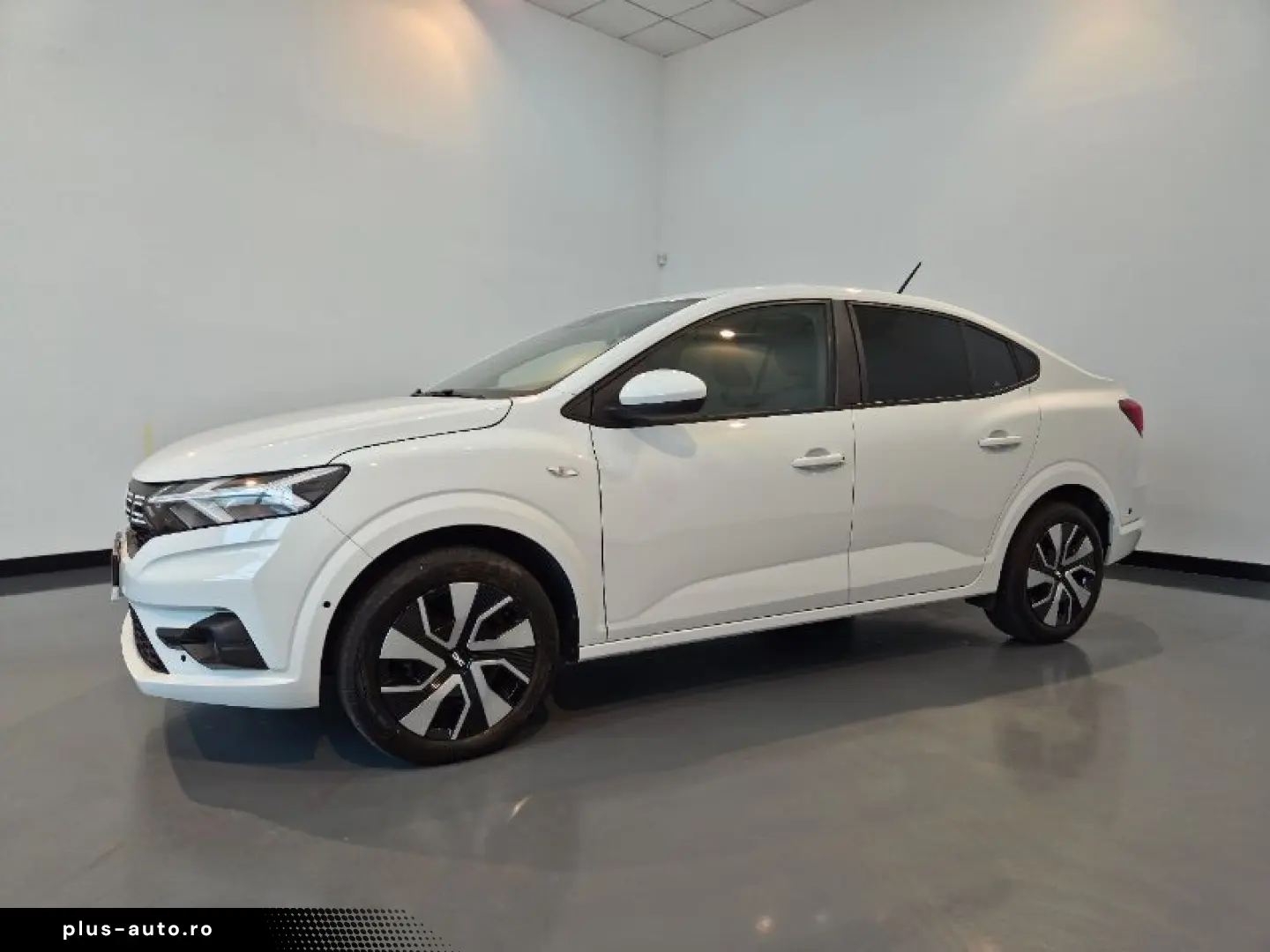 DACIA Logan 2024 — imagine 3