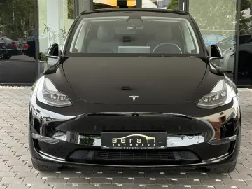 TESLA Model Y Long Range 584 Dual Motor AWD Matrix-LED