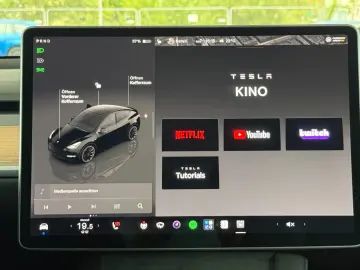 TESLA Model Y Long Range 584 Dual Motor AWD Matrix-LED