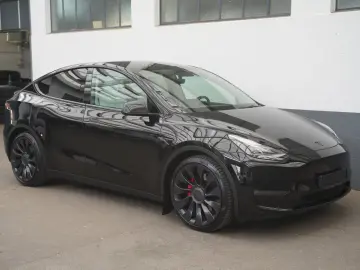 TESLA Model Y Performance  interior alb EAP