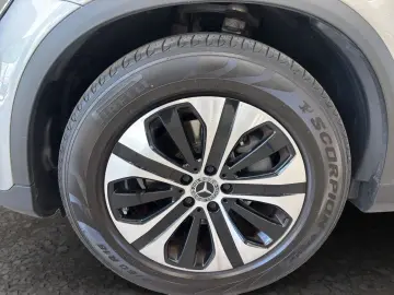 MERCEDES-BENZ GLC 220 d 4M BUSIN AHK LED RFK VERK.AS…