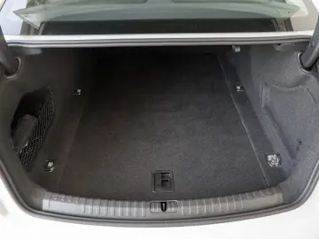 AUDI A6 Limousine 40 TDI 150(204) kW(PS) AHK Kam. ACC