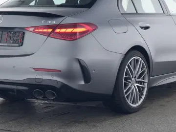 MERCEDES-BENZ C43AMG Perf.Sitz DISTRO DigiLED Pano M…