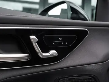 MERCEDES-BENZ GLC 300d 4M Coupe AMG -Leder-360 -Digtal Light