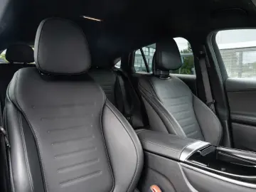 MERCEDES-BENZ GLC 300d 4M Coupe AMG -Leder-360 -Digtal Light