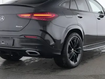 MERCEDES-BENZ GLE 450 AMG d 4M Coupe Premium HUD Dis…