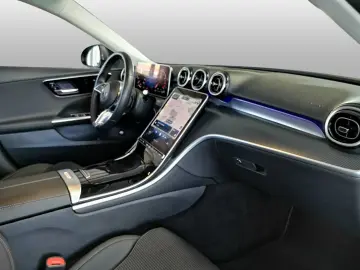MERCEDES-BENZ C 180 Avantgarde ADVANCED ANHÄNGERKUPP…