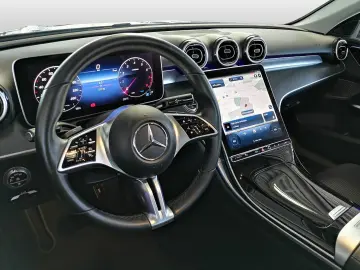 MERCEDES-BENZ C 180 Avantgarde ADVANCED ANHÄNGERKUPP…