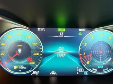 MERCEDES-BENZ C 3004M AMG SOUND 360  HEAD-UP MULTIBE…