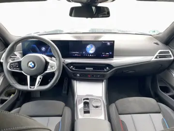 BMW 318i Lim M SPORT PRO AdLED AHK H K Kam St Go 19