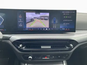 BMW 318i Lim M SPORT PRO AdLED AHK H K Kam St Go 19