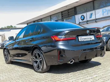 BMW 318i M Sport PA AHK Komfortz. Live Cockpit Plus