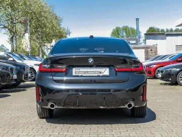 BMW 318i M Sport PA AHK Komfortz. Live Cockpit Plus