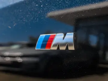 BMW 318i M Sport PA AHK Komfortz. Live Cockpit Plus