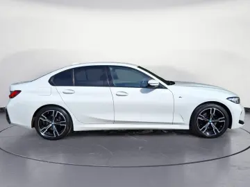 BMW 320i Limousine M Sportpaket Navi