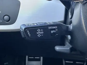 AUDI A5 SpB 40 TFSI S-Line Black NAV MATRIX VCOCK KAM