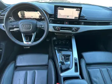 AUDI A5 SpB 40 TFSI S-Line Black NAV MATRIX VCOCK KAM