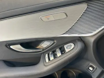 MERCEDES-BENZ EQC 400 4matic MBUX MBeam Fahrassist A…