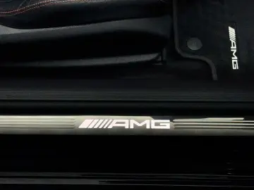 MERCEDES-BENZ E 53 AMG Cabriolet  4Matic BURMESTER 3…