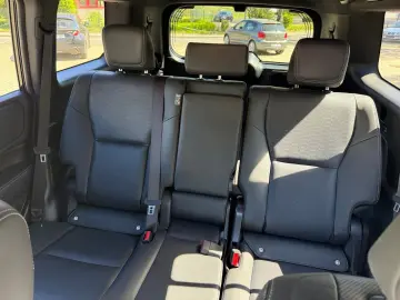 TOYOTA LAND CRUISER TEC 7-Sitzer   Anhängerkupplung