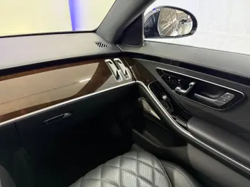 MERCEDES-BENZ S 500 L 4Matic AMG Line CHAUFFEUR MAXIMAL-VOLL