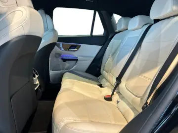MERCEDES-BENZ GLC 220 d 4matic Avantgarde AMG Avantg…