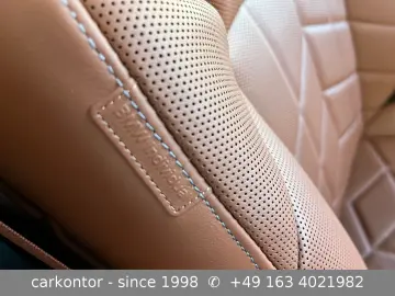 BMW 740d xDr.  M SPORT FOND ENT LOUNGE SEAT AT DOORS