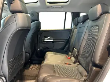 MERCEDES-BENZ GLB 200 d Progressive MBUX Progressive MBeam
