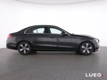 MERCEDES-BENZ C 220 d Avantgarde NavPrem DLight AHK …