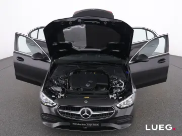 MERCEDES-BENZ C 220 d Avantgarde NavPrem DLight AHK …