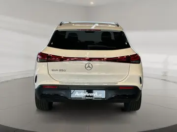 MERCEDES-BENZ EQA 250 AMG AMG MBUX Night Fahrassist AHK Wide