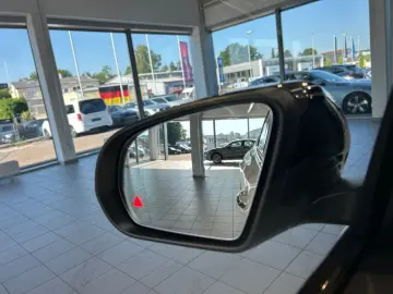 MERCEDES-BENZ EQA 250 AMG AMG MBUX Night Fahrassist AHK Wide