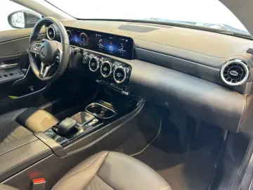 MERCEDES-BENZ CLA 250 e Coupe Progressive MBUX Progr…