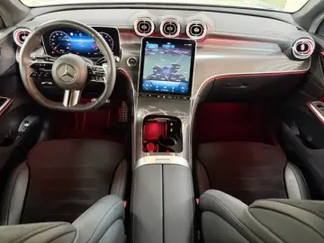 MERCEDES-BENZ GLC 300Coupe4M AMG AHK MEMORY 360  NIGHT DWA