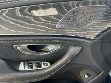 MERCEDES-BENZ CLS 220 d Avantgarde AMG Avantgarde MBUX Burm