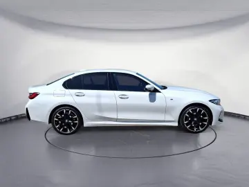 BMW 318i M Sport Navi Tempom.aktiv Bluetooth PDC MP3