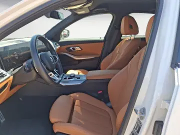 BMW 318i M Sport Navi Tempom.aktiv Bluetooth PDC MP3