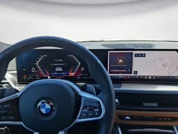 BMW 318i M Sport Navi Tempom.aktiv Bluetooth PDC MP3