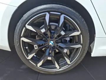 BMW 318i M Sport Navi Tempom.aktiv Bluetooth PDC MP3