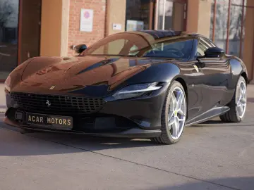 FERRARI Roma