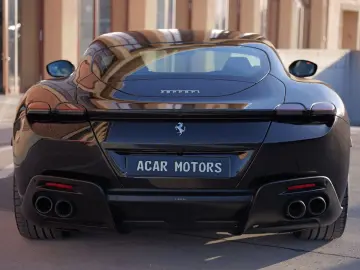 FERRARI Roma
