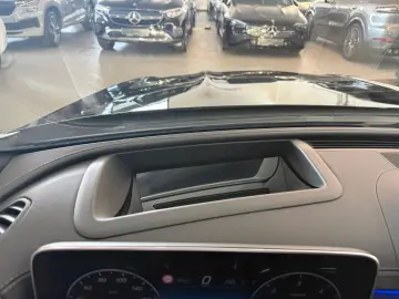 MERCEDES-BENZ C 220 C Limousine  AMG-Line 360 HUD StandH
