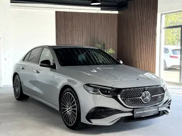 MERCEDES-BENZ E 300 e AMG Line Superscreen 4DBurmester Night